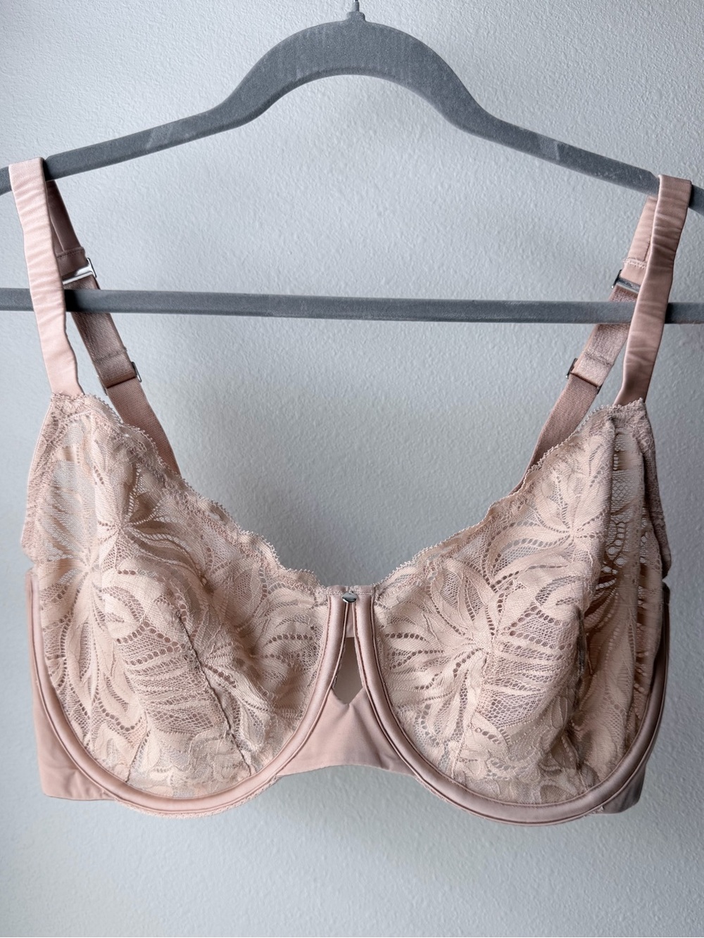 Bare Necessities Lace Underwire Bra in Blush